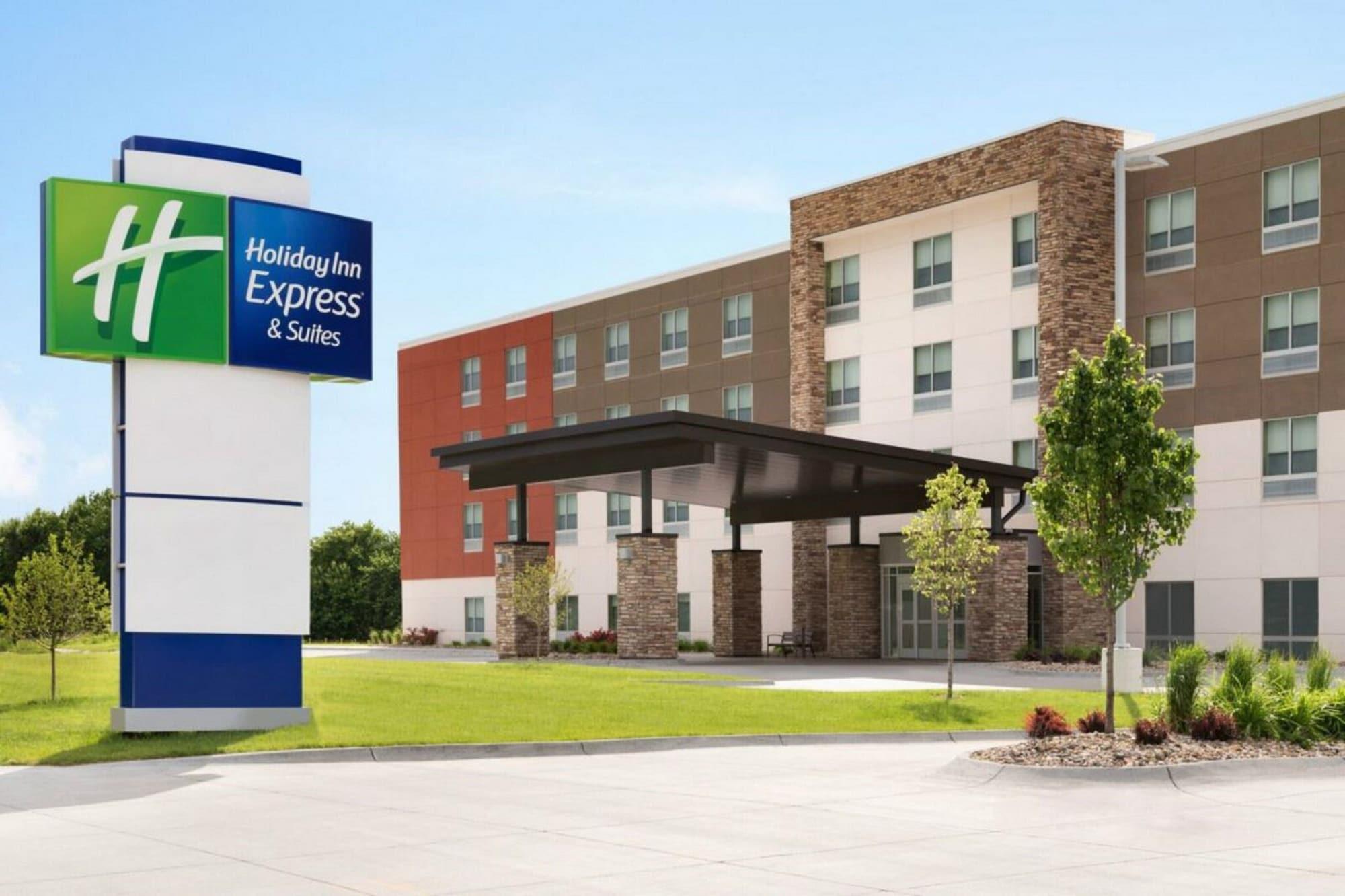 Holiday Inn Express & Suites - Calgary Airport Trail Ne By Ihg エクステリア 写真