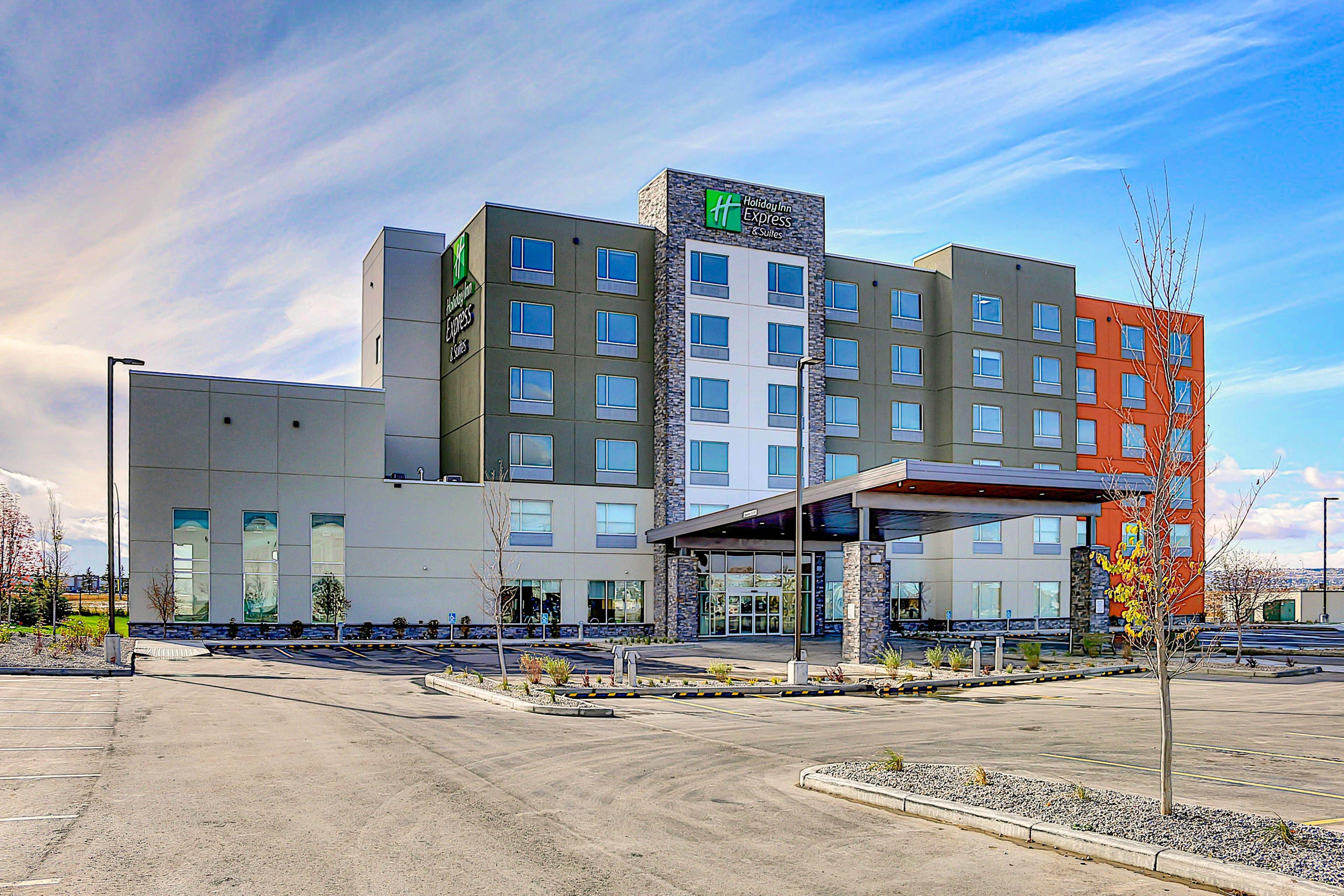 Holiday Inn Express & Suites - Calgary Airport Trail Ne By Ihg エクステリア 写真