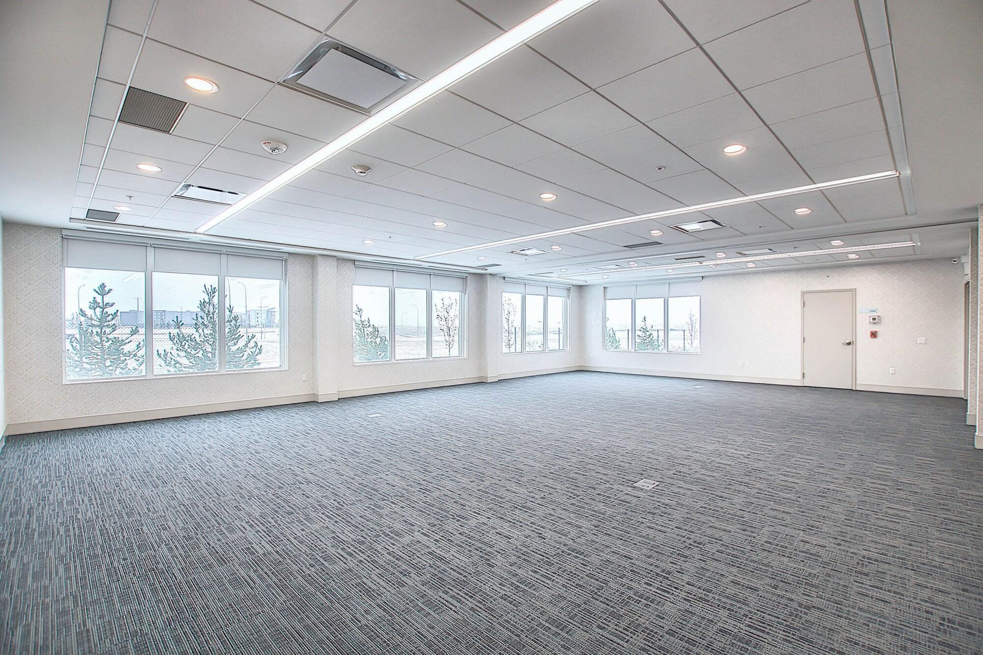 Holiday Inn Express & Suites - Calgary Airport Trail Ne By Ihg エクステリア 写真