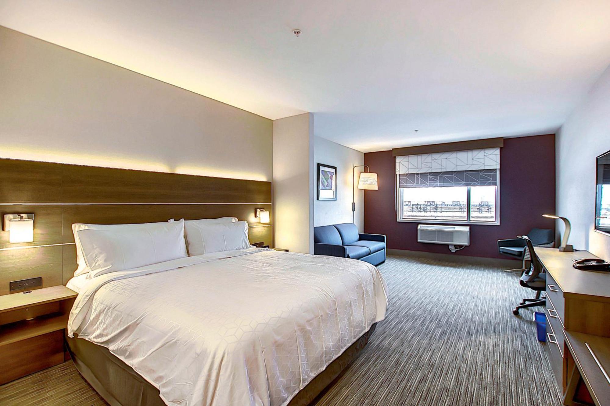 Holiday Inn Express & Suites - Calgary Airport Trail Ne By Ihg エクステリア 写真