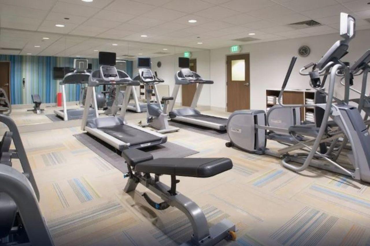 Holiday Inn Express & Suites - Calgary Airport Trail Ne By Ihg エクステリア 写真