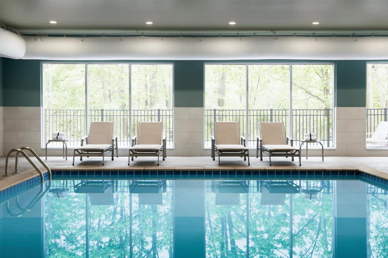 Holiday Inn Express & Suites - Calgary Airport Trail Ne By Ihg エクステリア 写真